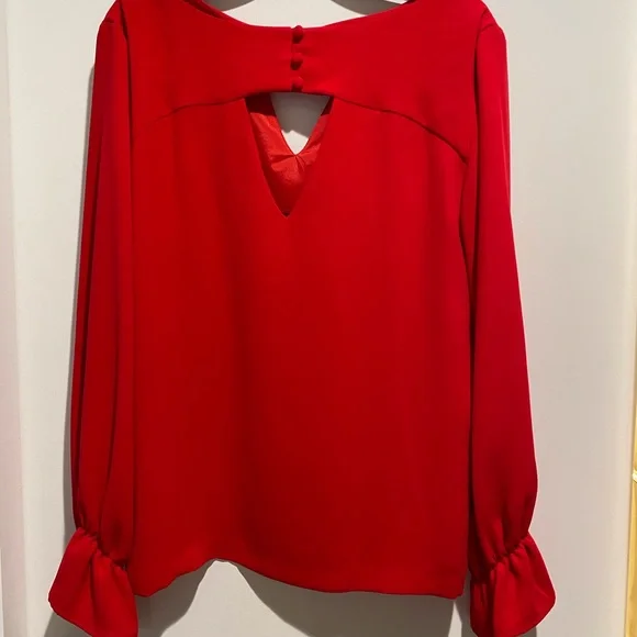 NWT Trina Turk Ayako Coral Red keyhole twist neck blouse XL - Picture 3 of 6
